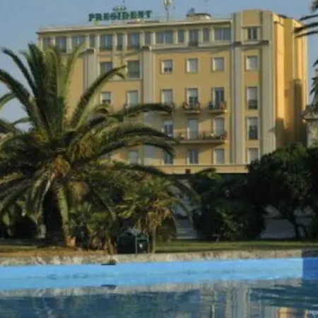 President Hotel