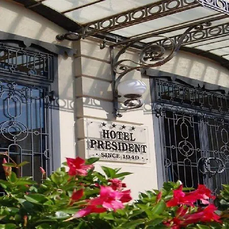 President Отель 4*