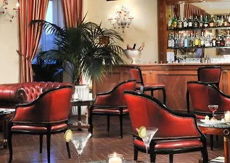 Hotel President